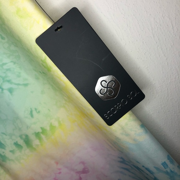 Scorpio Sol Vinyasa High Waist Leggings in Tie-Dye - Picture 8 of 14